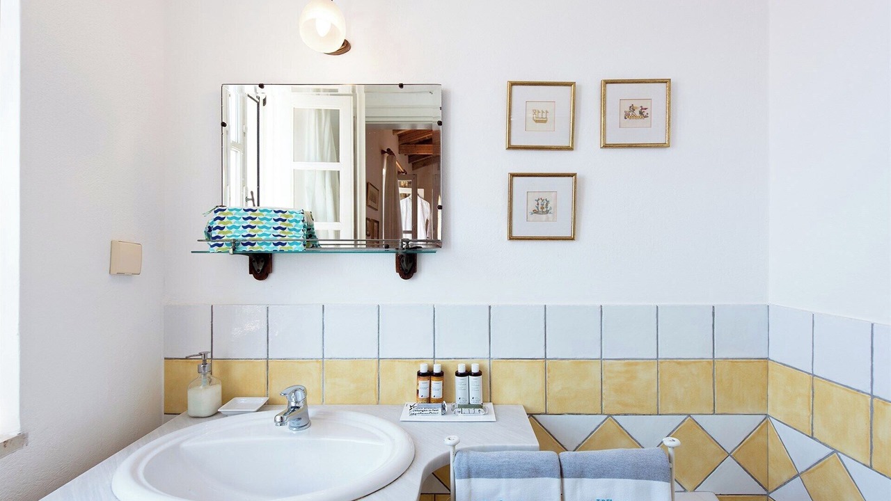 Photo of Bathroom in Kalami