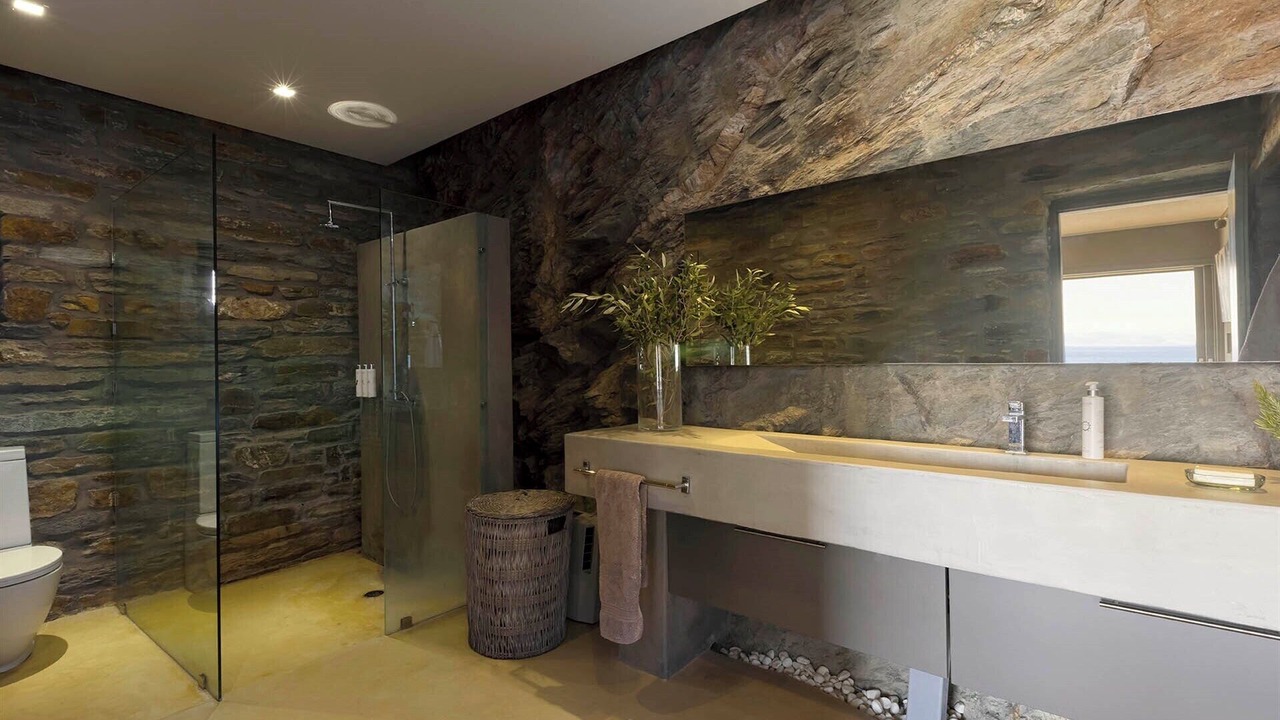 Photo of Bedroom in Kea