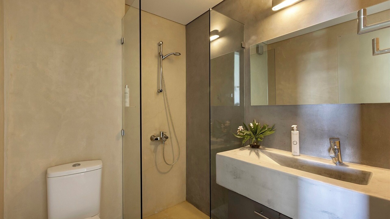 Photo of Bedroom in Kea