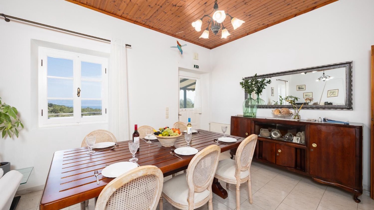 Photo of Bedroom in Kourteika