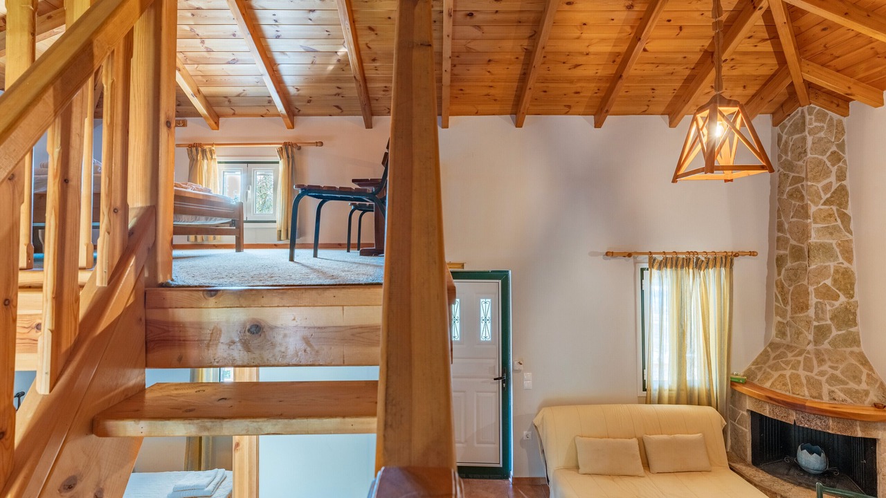 Photo of Livingroom in Astros