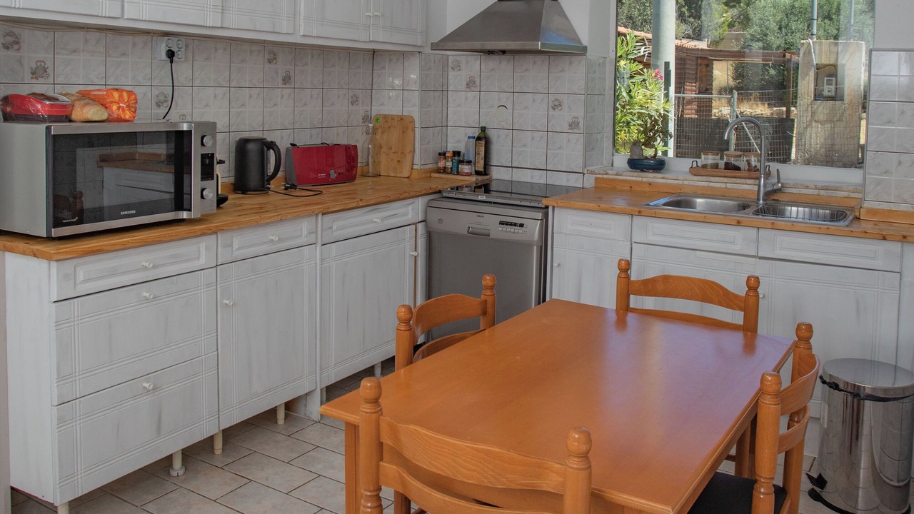 Photo of Kitchen in Lavreotiki