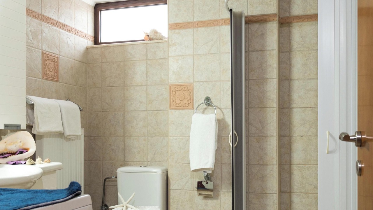 Photo of Bathroom in Kolymbari