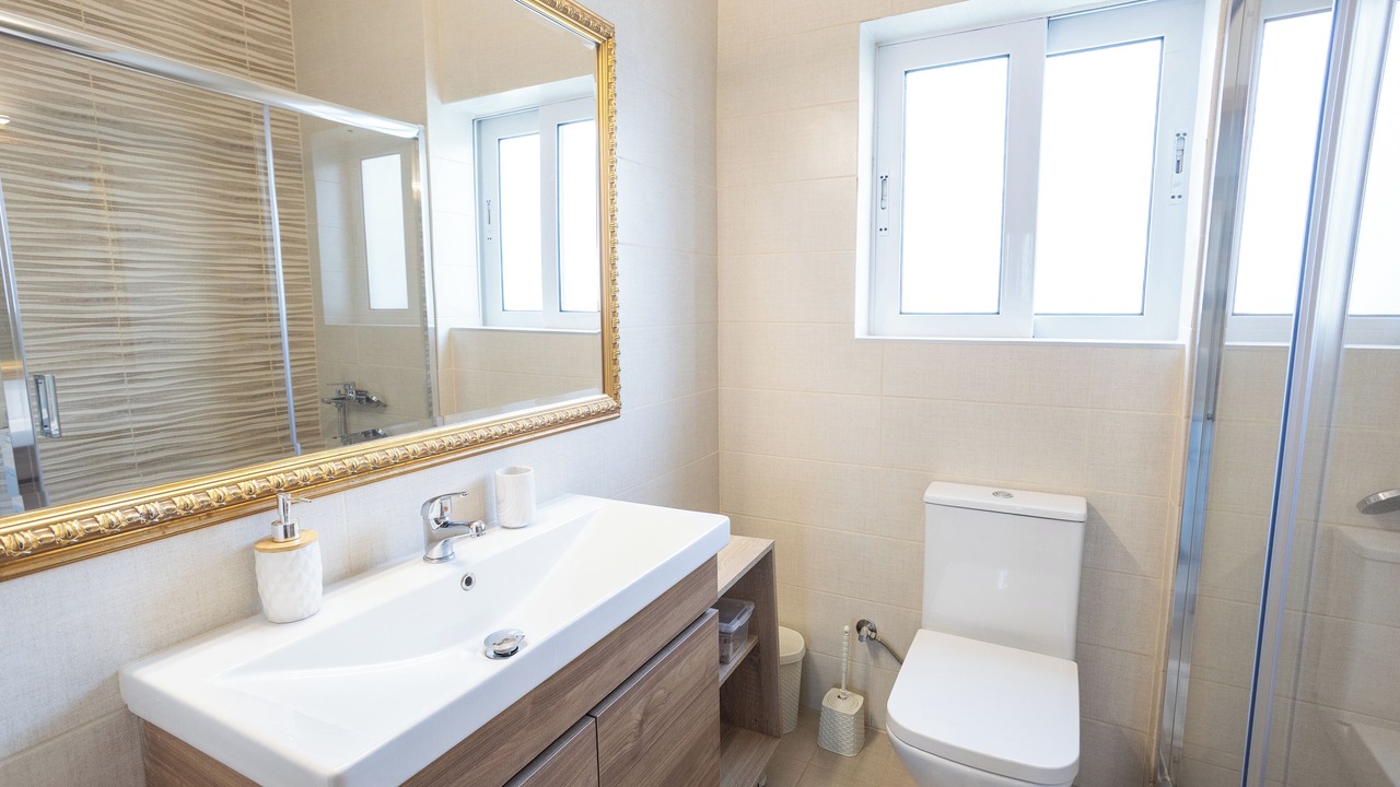Photo of Bathroom in Gerani