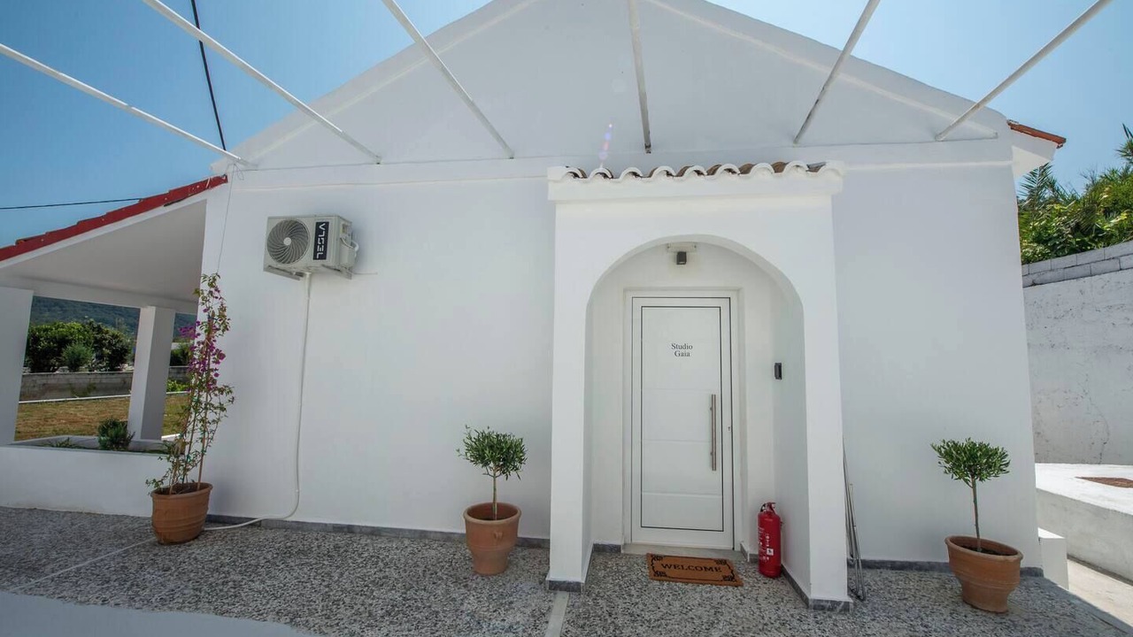 Photo of Outdoor in Agios Stefanos Avliotes
