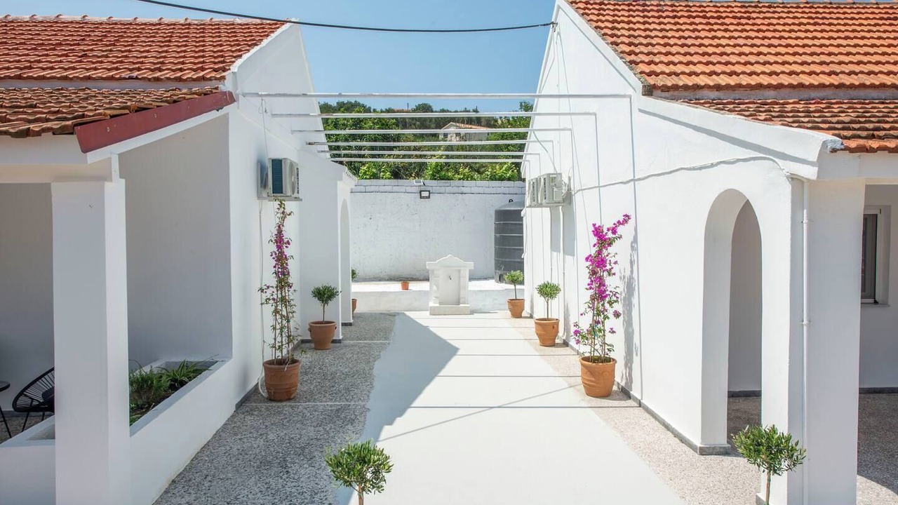 Photo of Outdoor in Agios Stefanos Avliotes