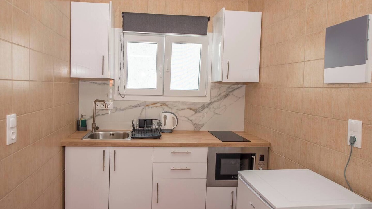 Photo of Kitchen in Agios Stefanos Avliotes