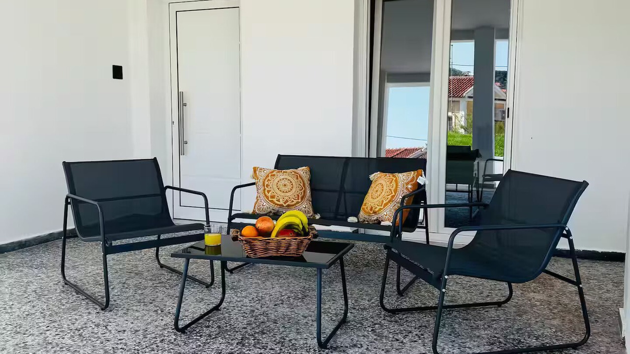 Photo of Patio Balcony in Agios Stefanos Avliotes