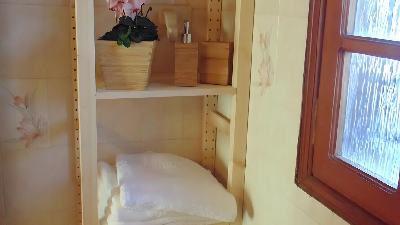 Photo of Bathroom in Kalavarda