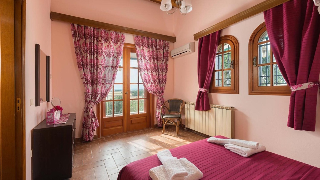 Photo of Bedroom in Kalavarda