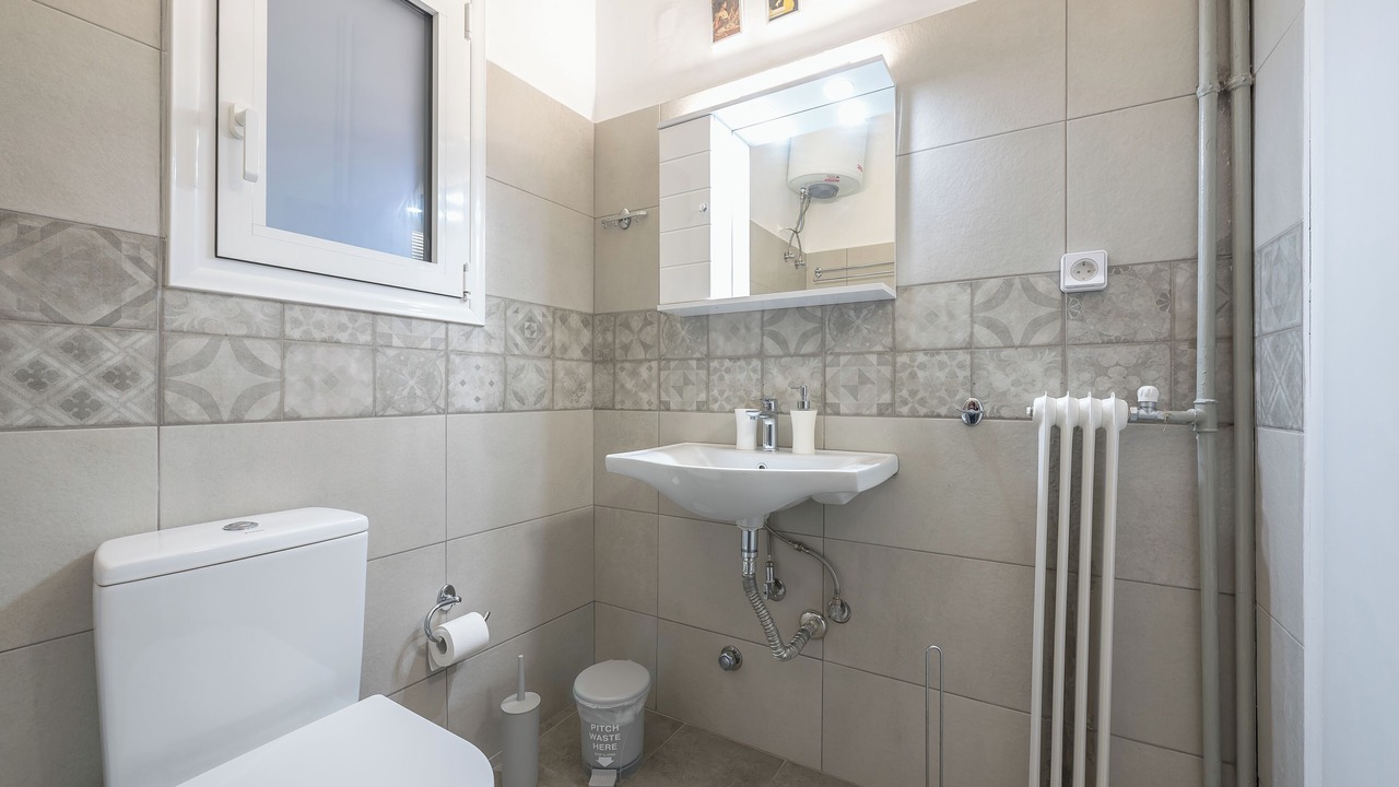 Photo of Bathroom in Omonia