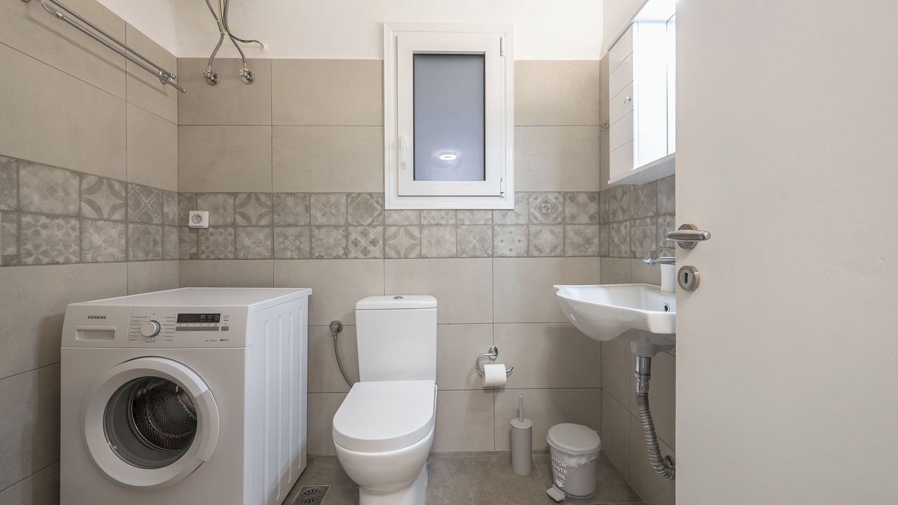 Photo of Bathroom in Omonia