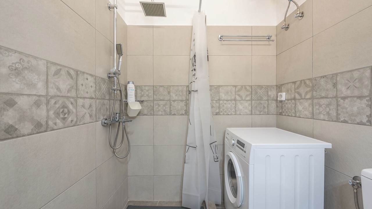 Photo of Bathroom in Omonia