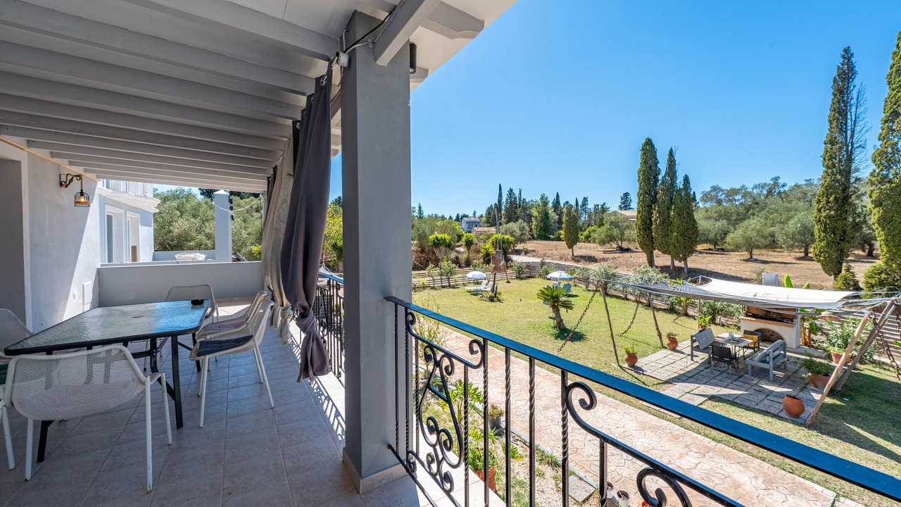 Photo of Outdoor in Molos
