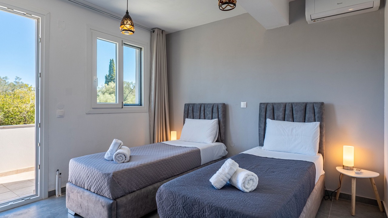 Photo of Bedroom in Molos