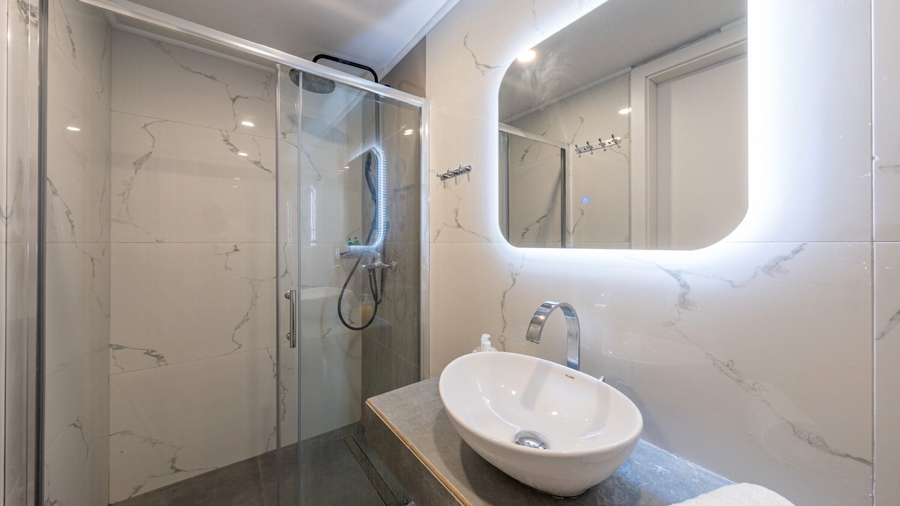 Photo of Bathroom in Molos