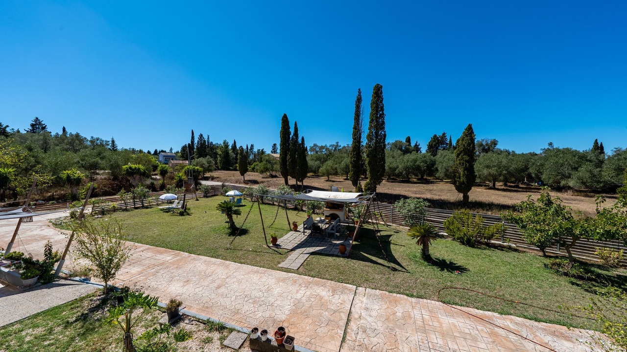 Photo of Patio Balcony in Molos