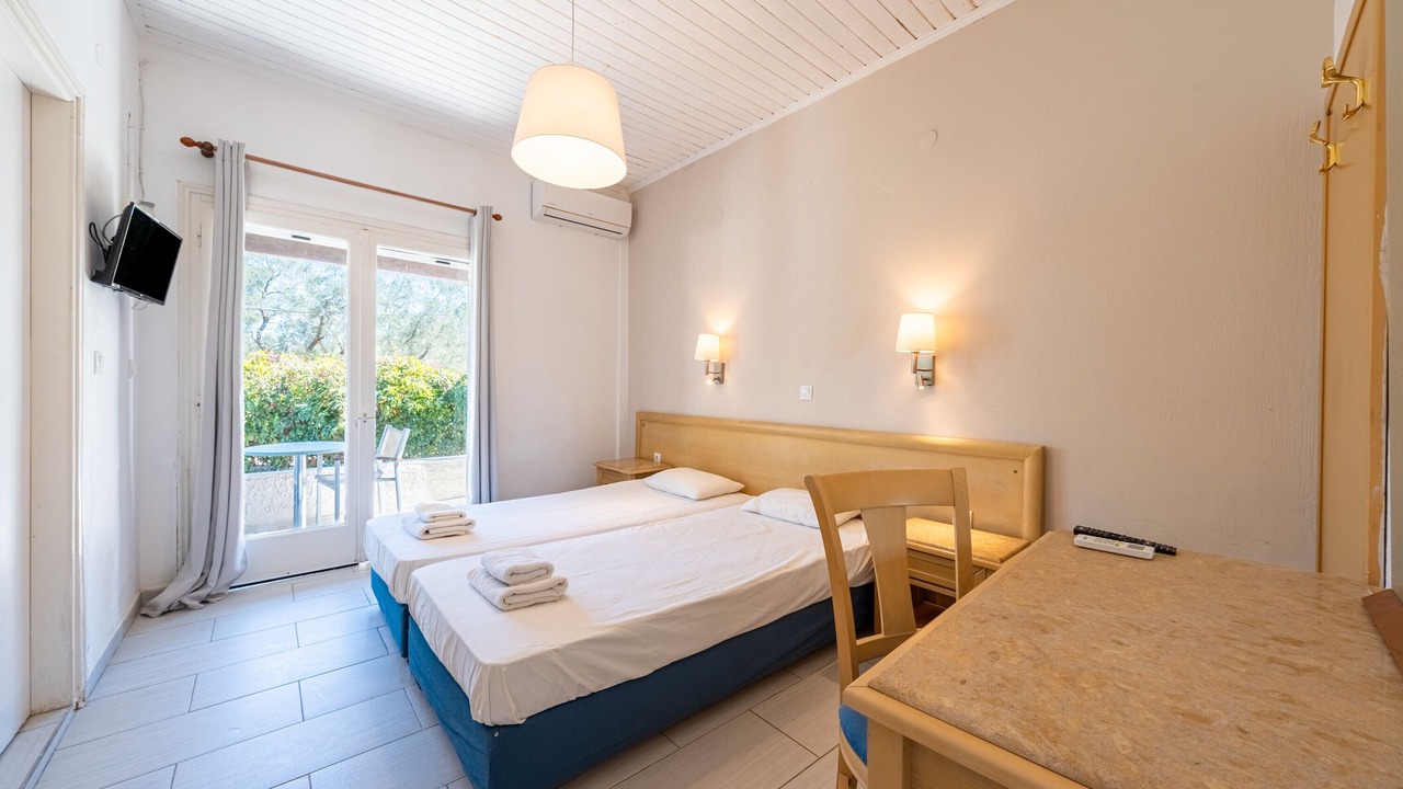 Photo of Bedroom in Molos