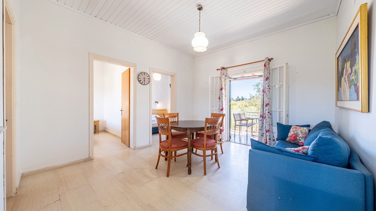 Photo of Livingroom in Molos