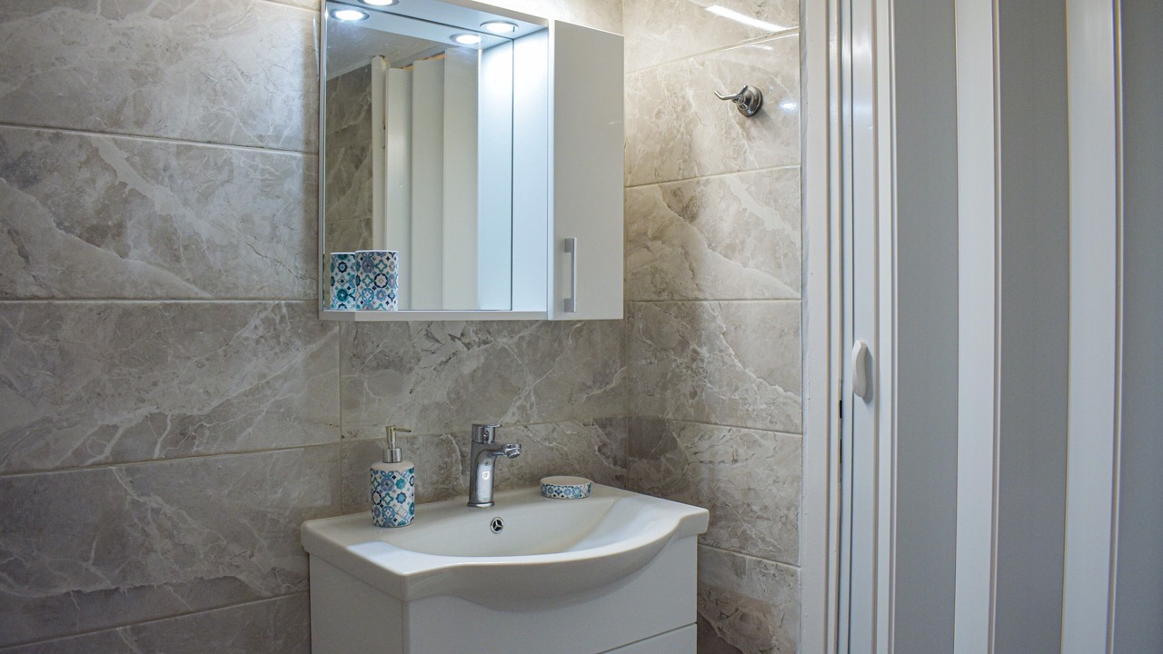 Photo of Bathroom in Nea Smirni