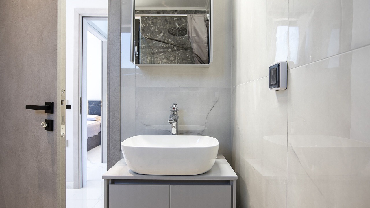 Photo of Bathroom in Roumeli