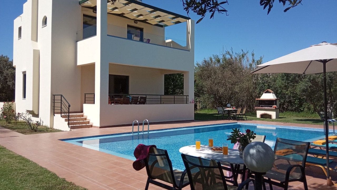 Photo of Outdoor in Pyrgos Psilonerou