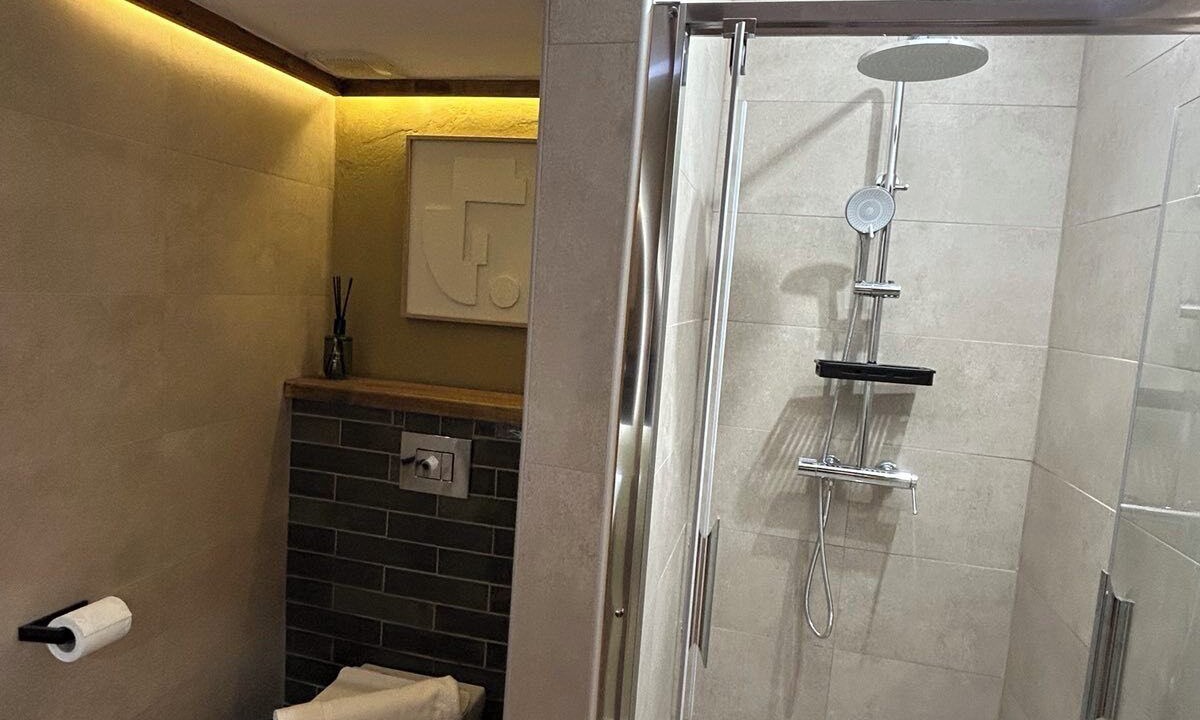 Photo of Bathroom in Kastoria