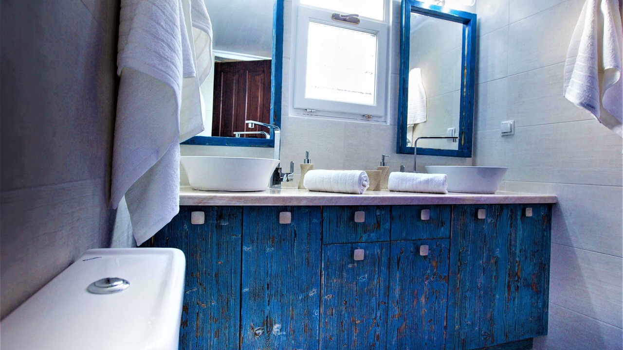 Photo of Bathroom in Poros