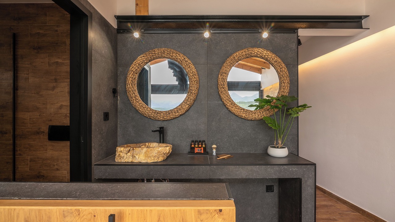 Photo of Bathroom in Armenoi