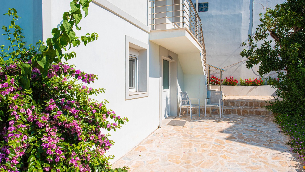 Photo of Patio Balcony in Vournikas