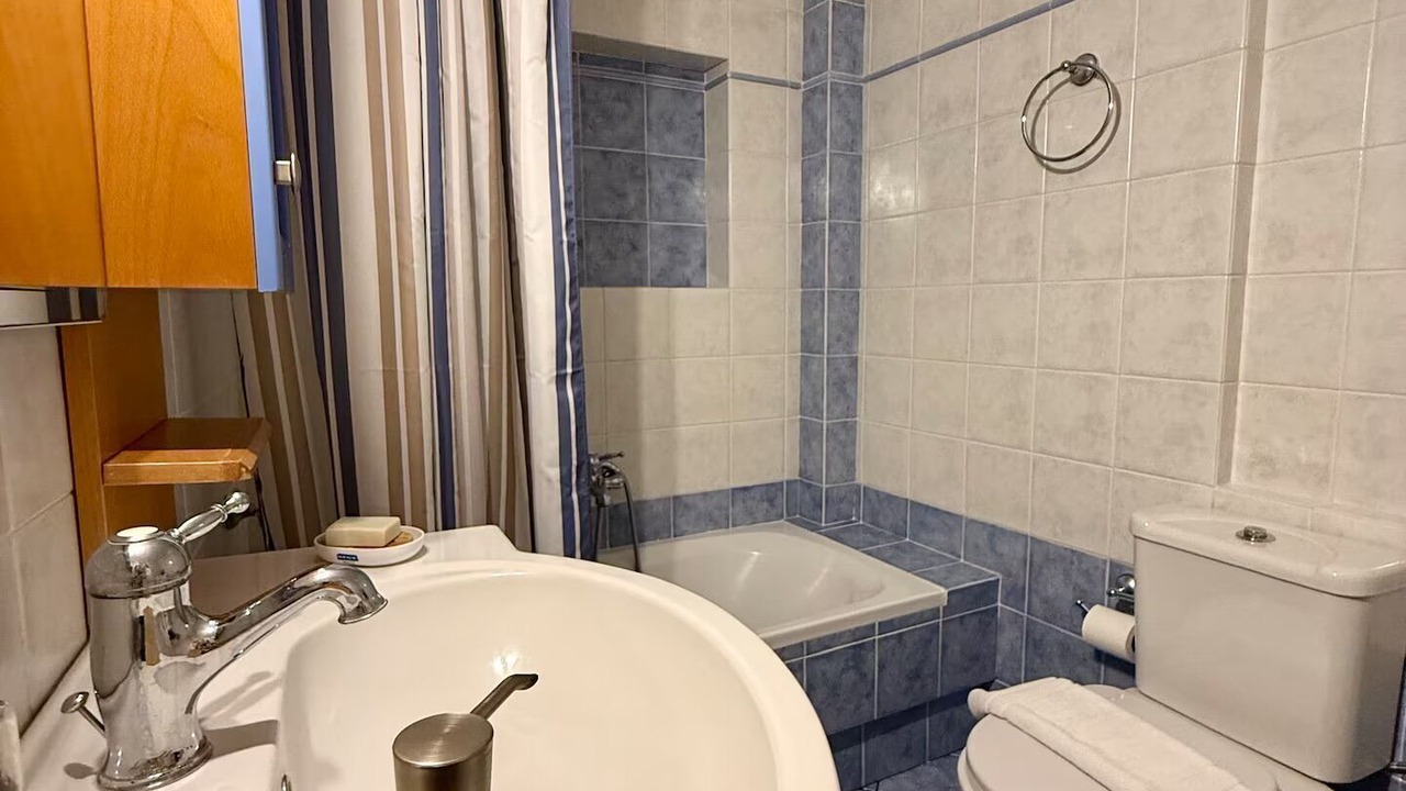 Photo of Bathroom in Dorida