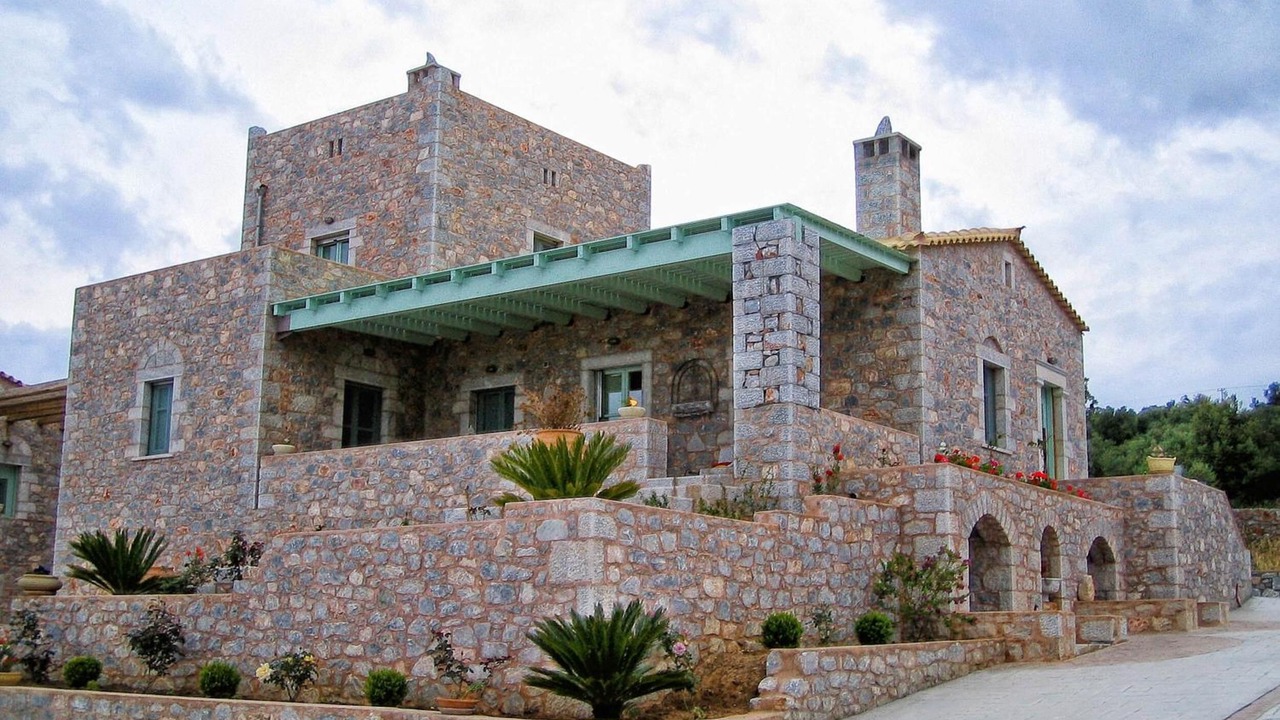 Photo of Outdoor in Omales