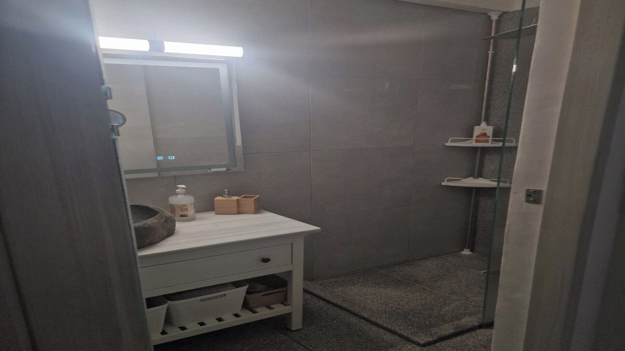 Photo of Bathroom in Ilioupoli