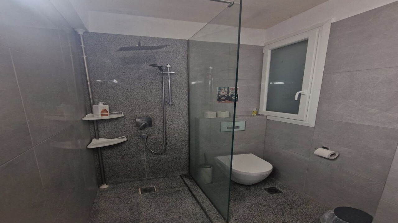 Photo of Bathroom in Ilioupoli
