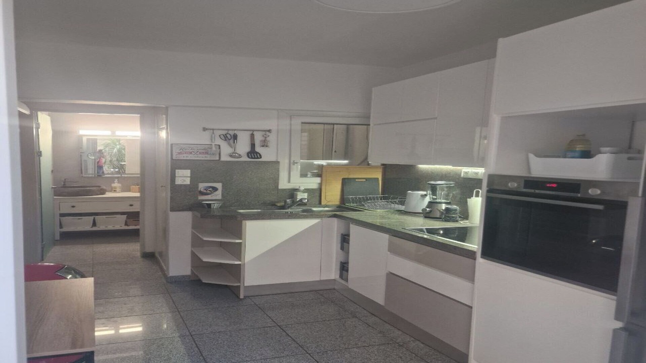 Photo of Kitchen in Ilioupoli