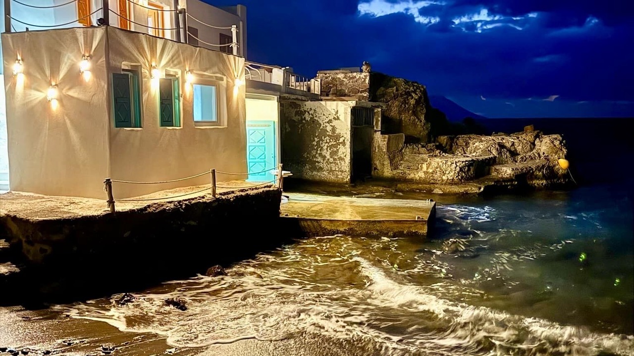 Photo of Others in Milos