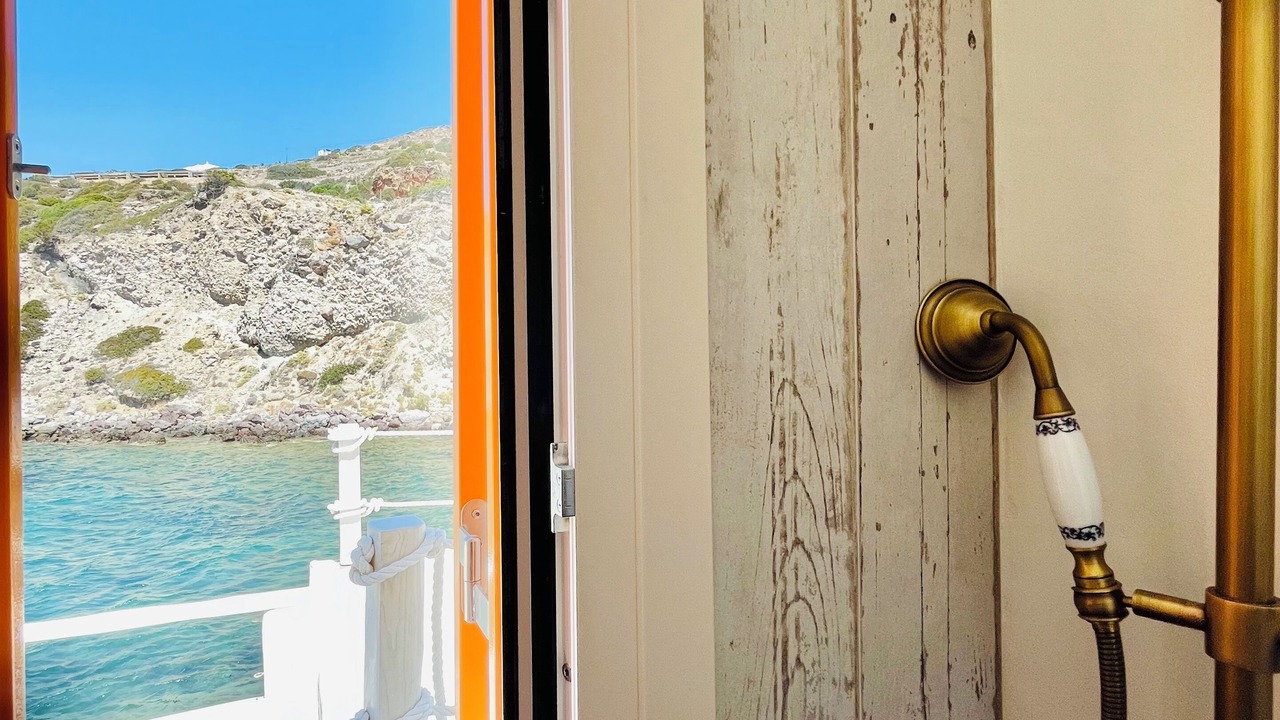 Photo of Bathroom in Milos