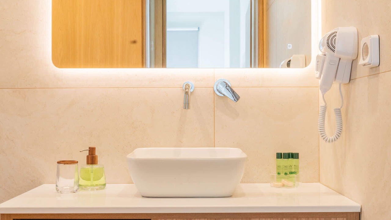 Photo of Bathroom in Piskokefalon