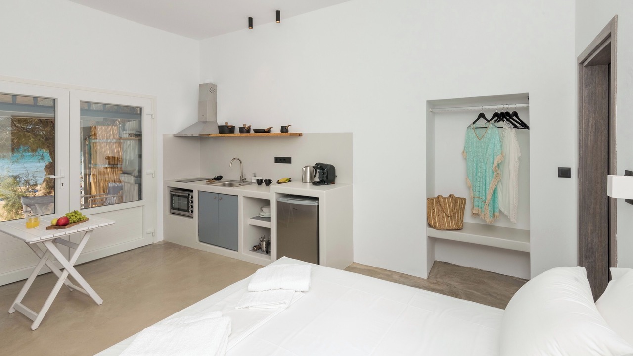 Photo of Bedroom in Milos