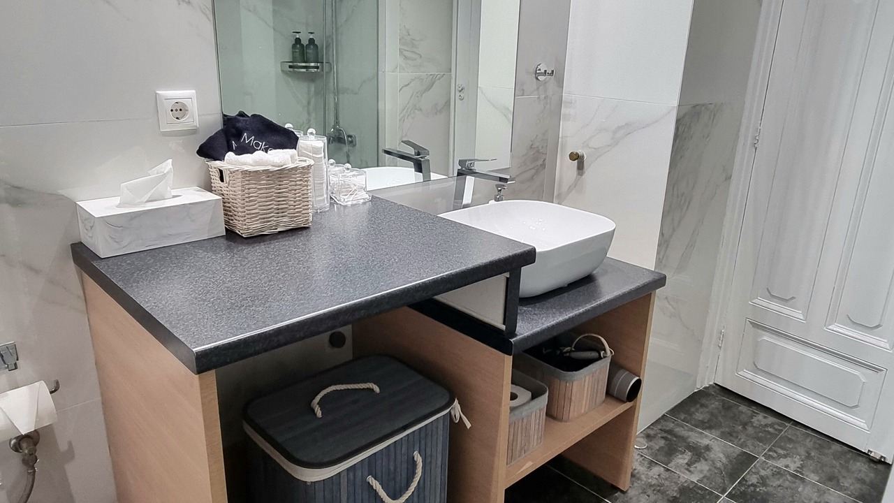 Photo of Bathroom in Plaka