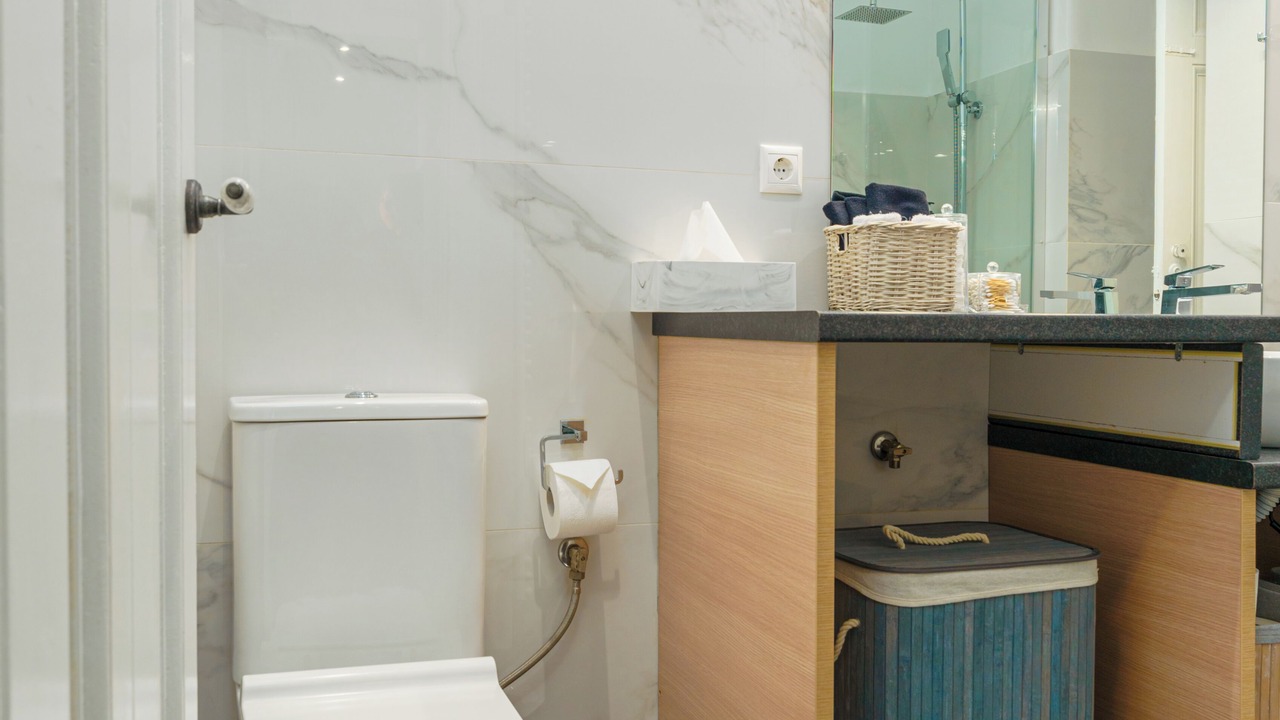 Photo of Bathroom in Plaka