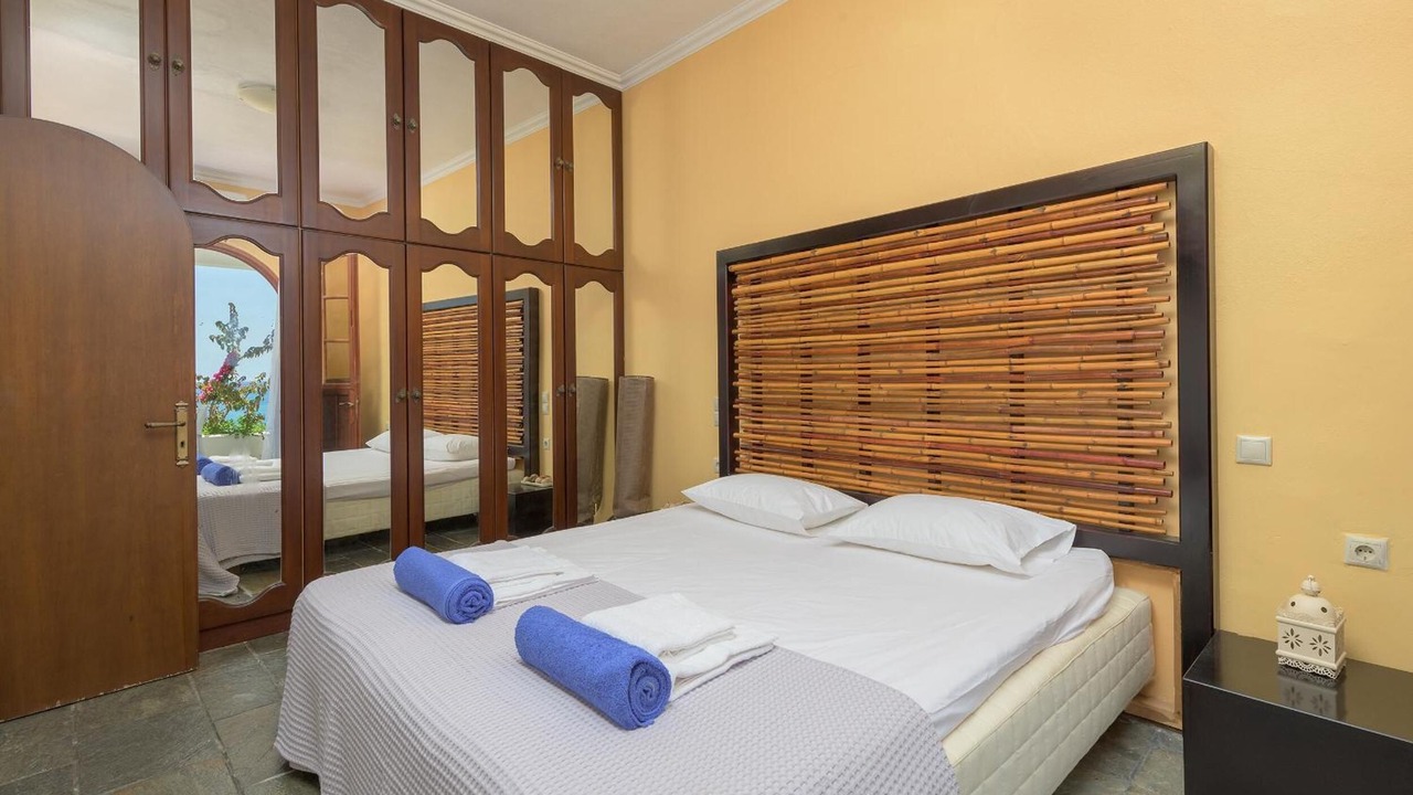 Photo of Bedroom in Haraki