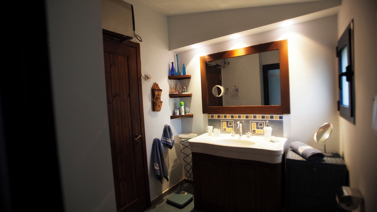 Photo of Bathroom in Thymari
