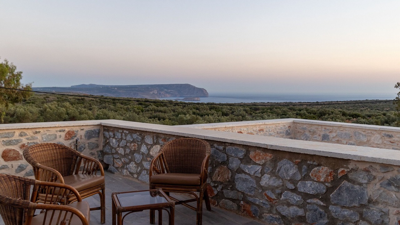 Photo of Patio Balcony in Omales