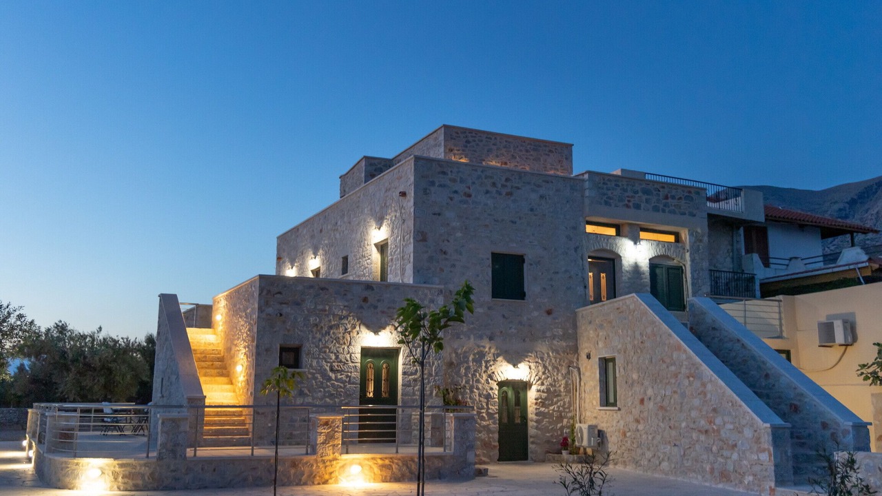 Photo of Outdoor in Omales