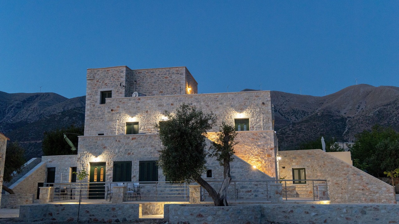Photo of Outdoor in Omales