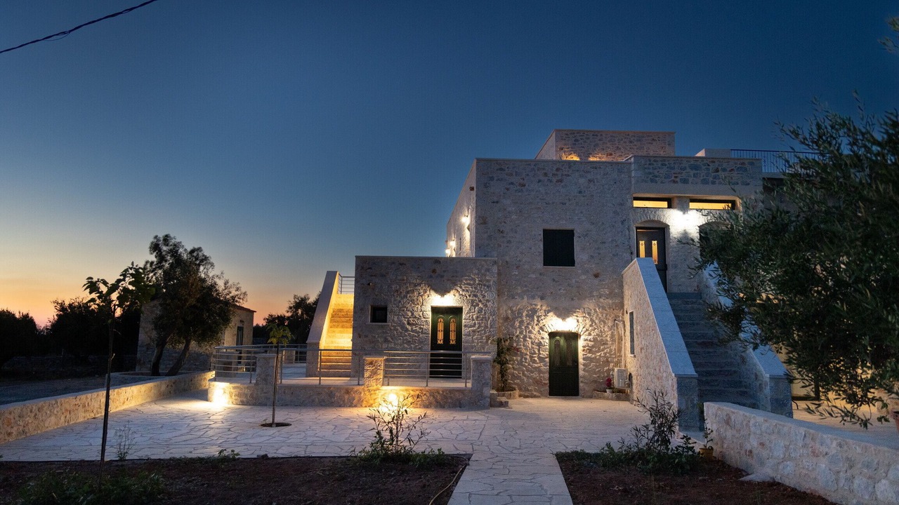 Photo of Outdoor in Omales