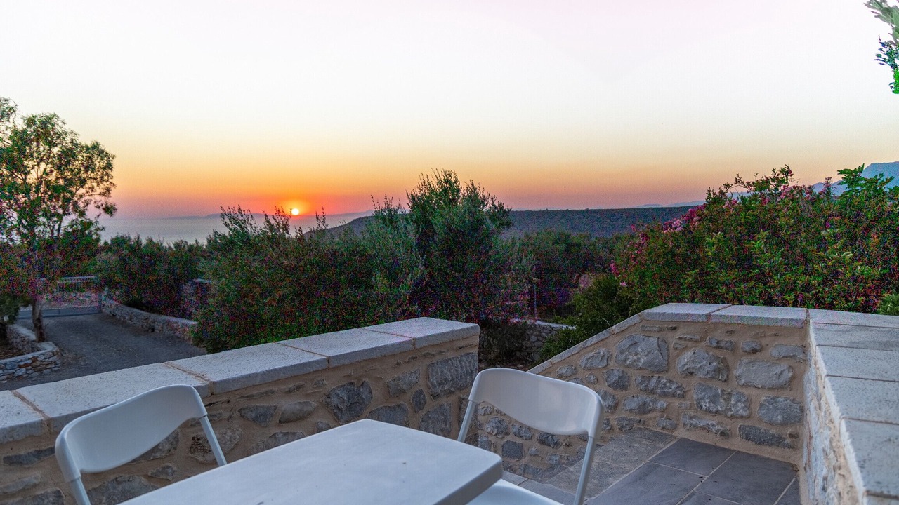 Photo of Patio Balcony in Omales