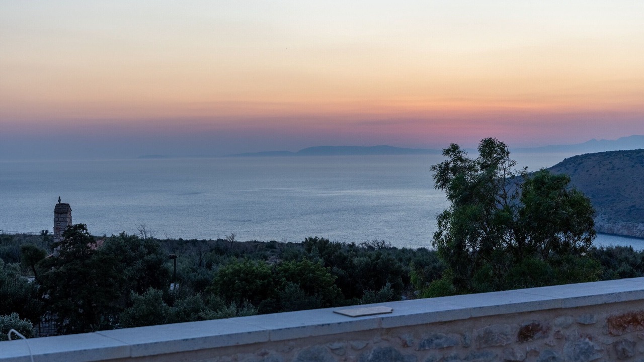 Photo of Patio Balcony in Omales