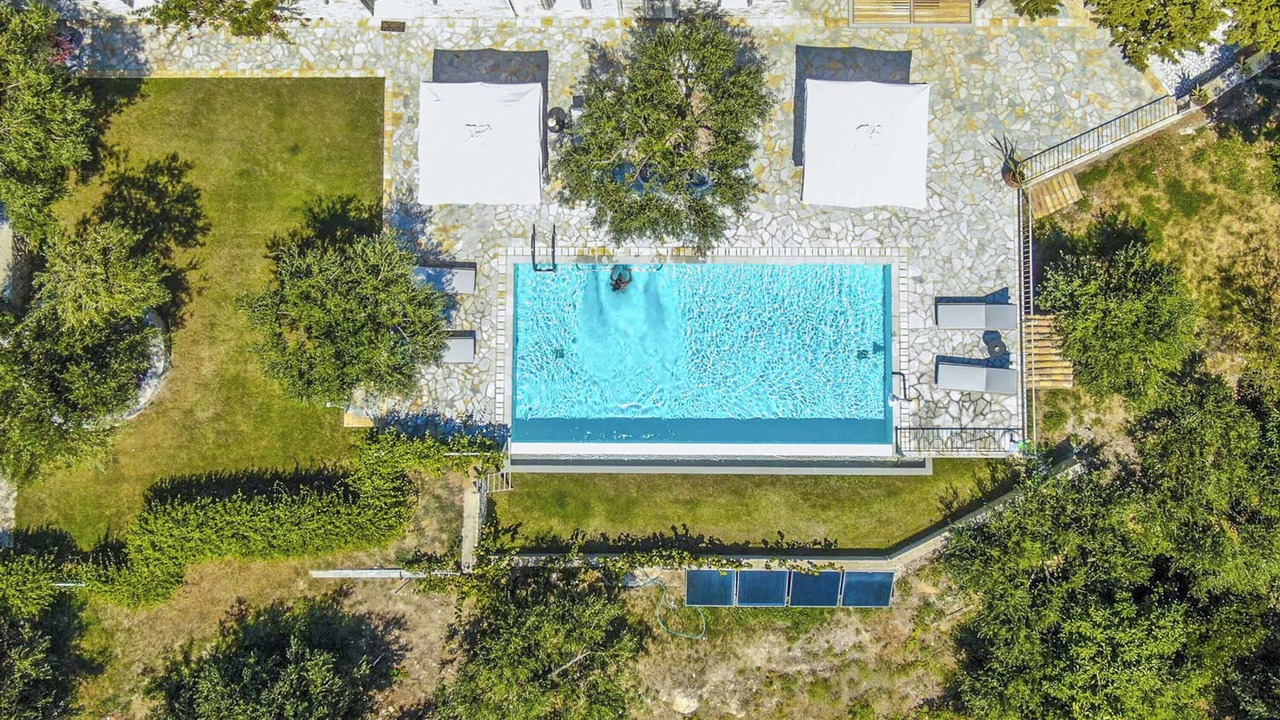 Photo of Outdoor in Perama